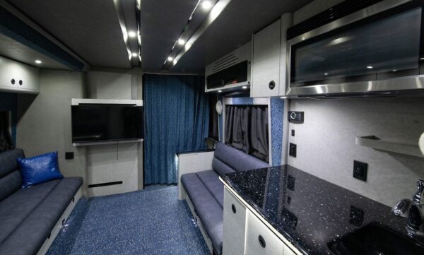 Brandy Tour Bus Front 1280x770