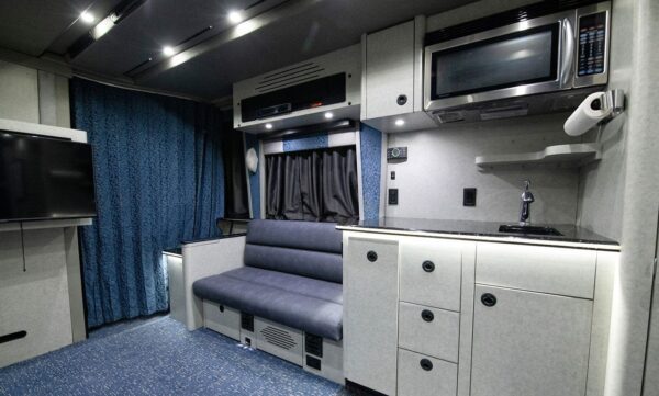 Brandy Tour Bus Kitchenette 1280x770