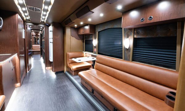 Entertainer Coach For Sale Lounge