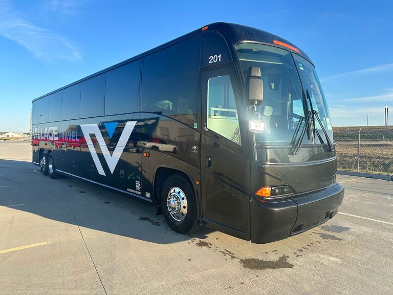 2010 MCI J4500