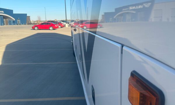 2010 Mci 4500 Id196 1546
