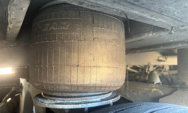 2010 Mci 4500 Id196 1550