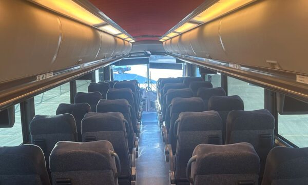 2010 Mci 4500 Id196 1573
