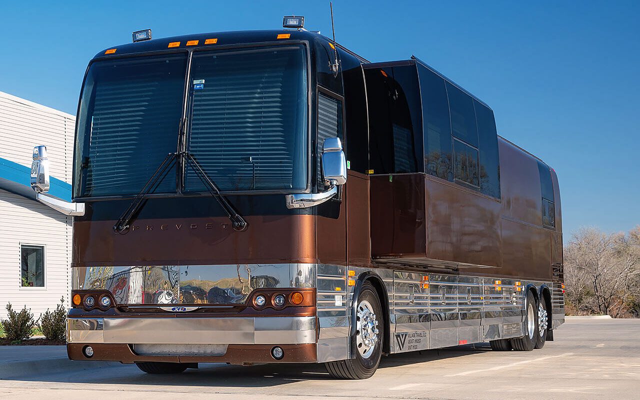 2007 Prevost (Deja Vu) for sale Deja Vu Entertainer Coach (1)