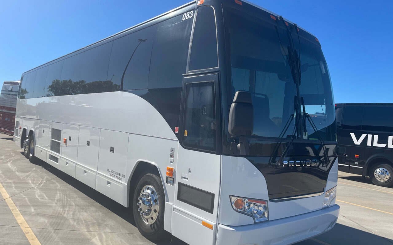 2010 Prevost H3-45 for sale Id83 Front Angled