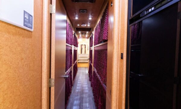 Pacemaker Entertainer Coach Berths 1280x852